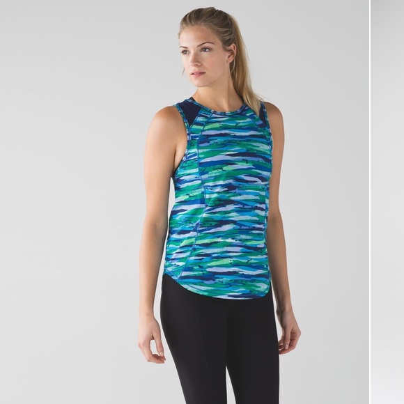 Lululemon Sculpt Tank - Picture 5 of 5